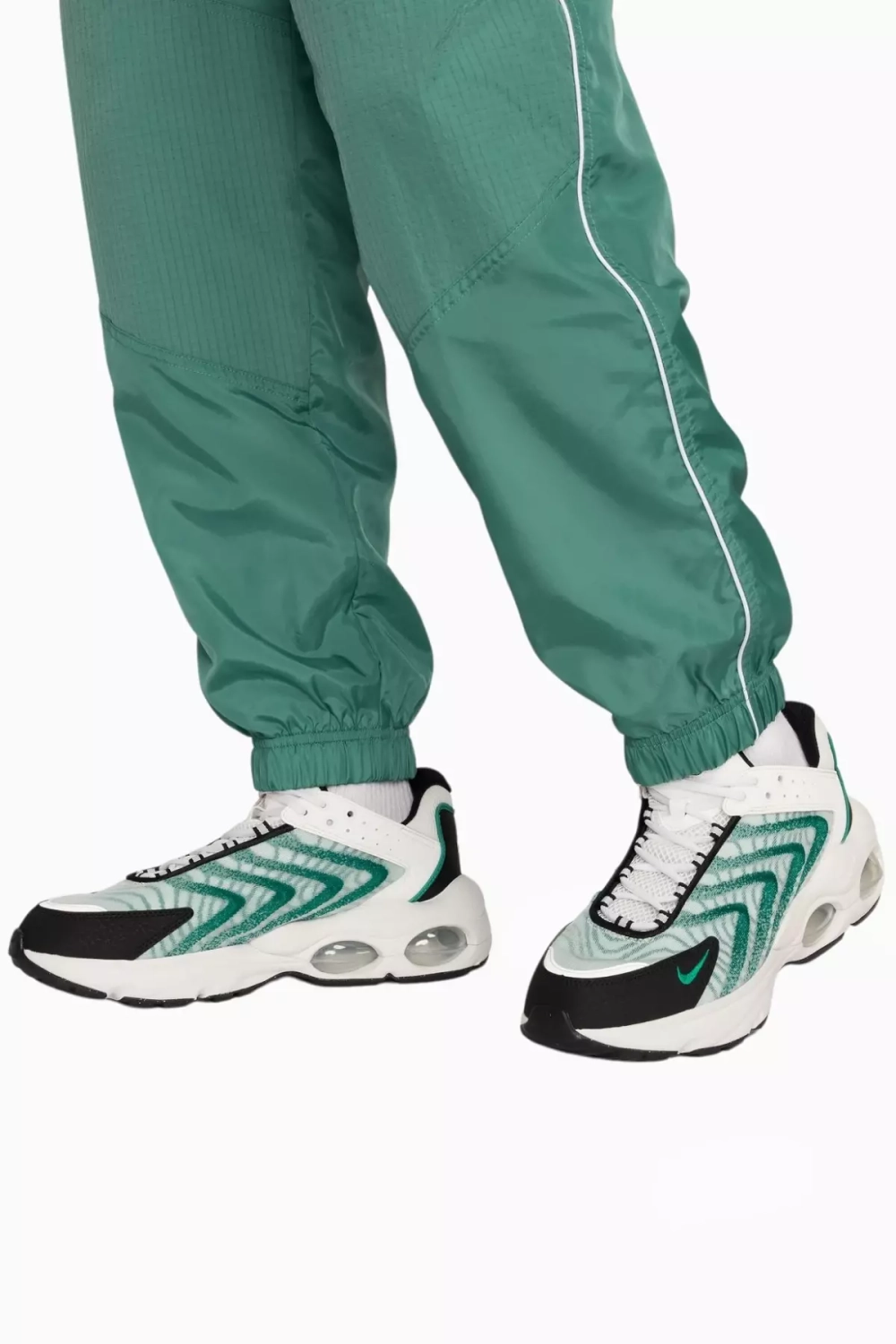 Штаны Nike Air Woven