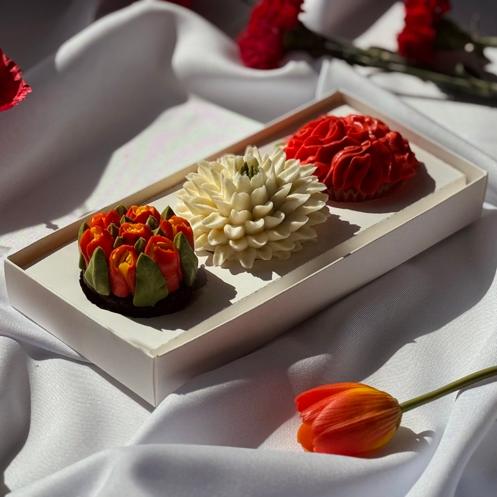 Набор капкейков "Цветы Памяти"