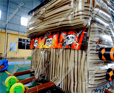 Надувной корабль "Пират Черная Борода"