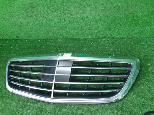 Решетка радиатора Mercedes S W222 (2013-2017)