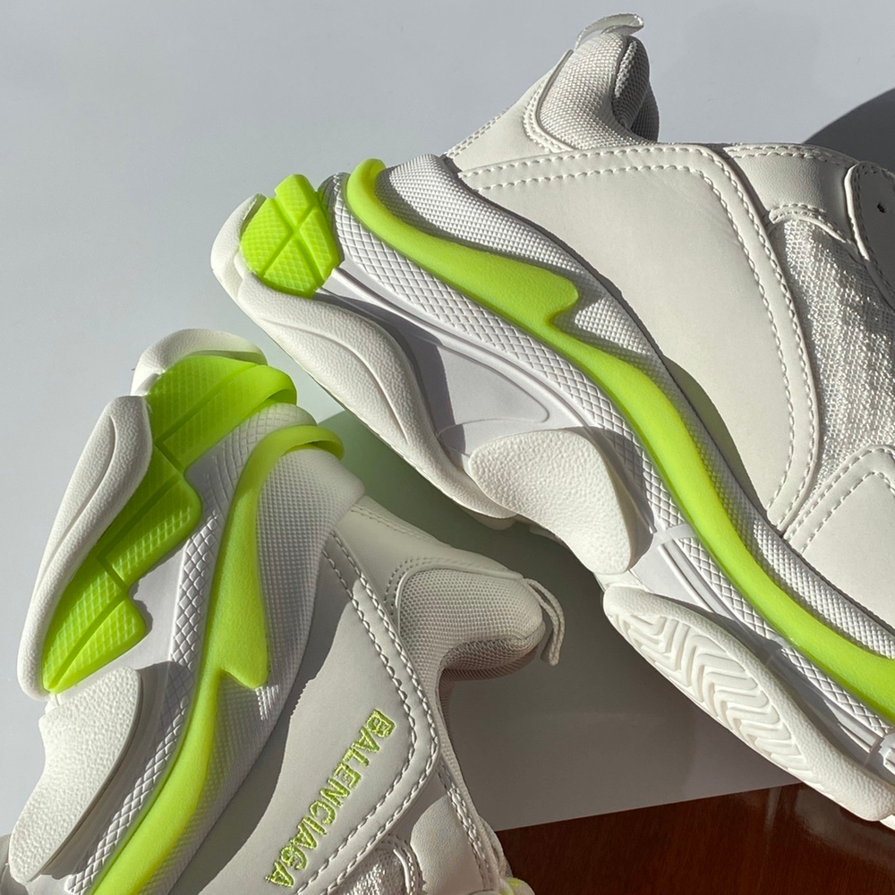 Balenciaga Triple S