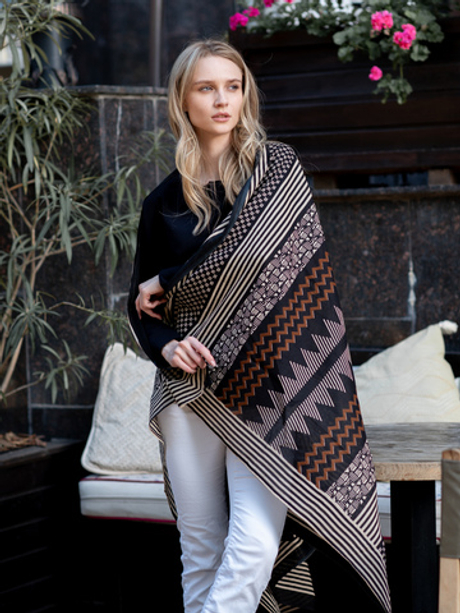 Легкий шарф-платок