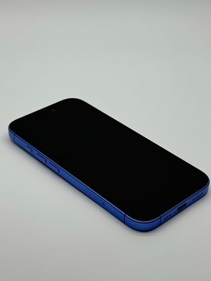 iPhone 16 256gb Ultramarine