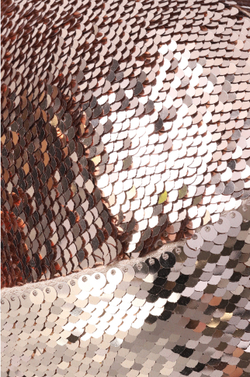 Шапочка с пайетками золотая