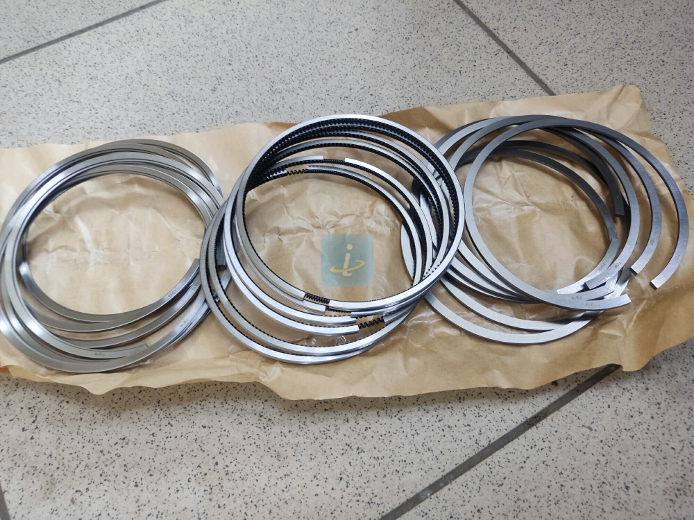 Кольца поршневые 650.1004002 к-т на 1 двигатель