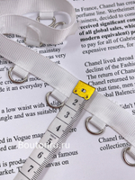 Тесьма белая с серебристыми полукольцами корсетная