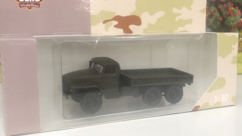 Автомобиль УРАЛ, низкий борт, H0