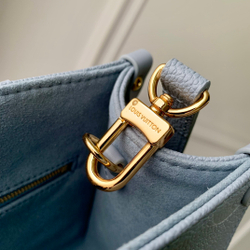 Louis Vuitton Onthego PM