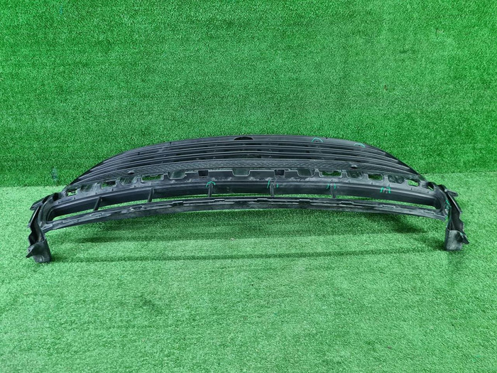 Решетка радиатора Porsche Macan (2018-2021)