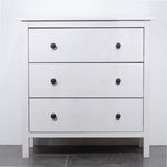 Белый деревянный комод Хермес с 3 ящиками с металлическими ручками, комод на ножках для игрушек, из массива дерева