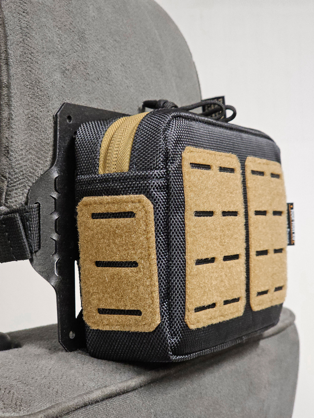 Органайзер на подголовник тактический MOLLE 5x3 VP1