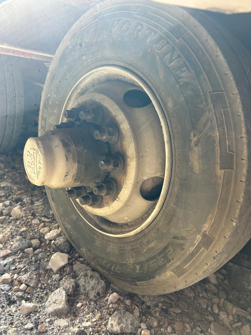 Спецприцеп 9942* Полуприцеп тяжеловоз 3 оси 994293 (Не раздвижной)