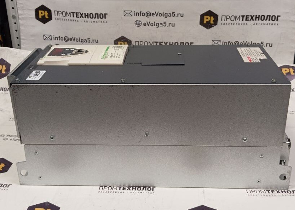 S.E. ATV71HD30N4 б/у