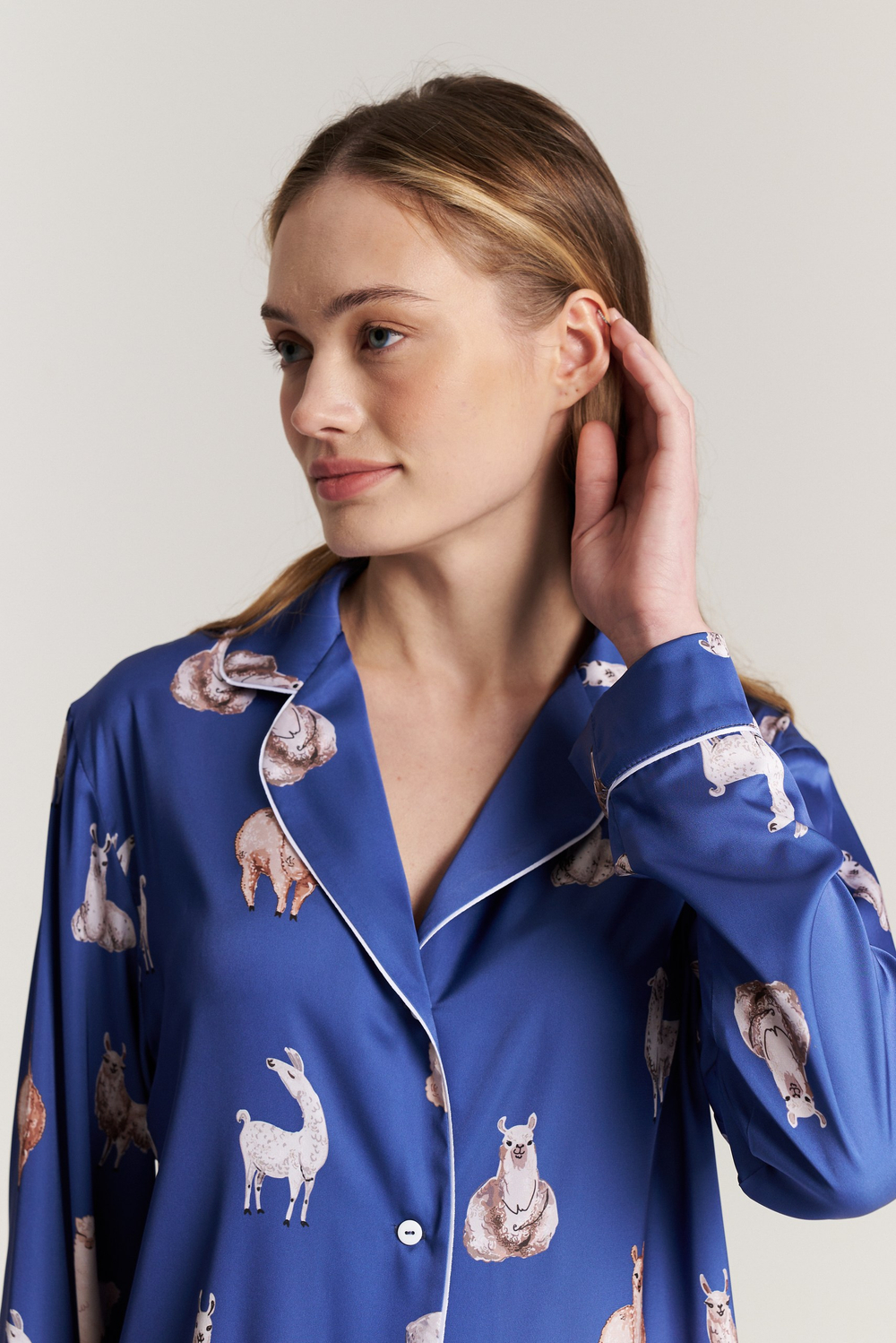 Шелковая блуза с кантом - альпака