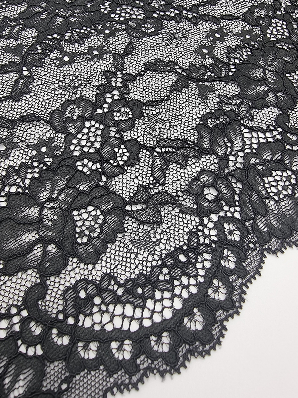 Кружево эластичное черное КС161 (22 см)