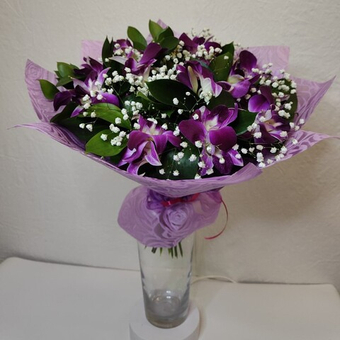 Букет из орхидеи и гипсофилы Сиреневый туман 2.0