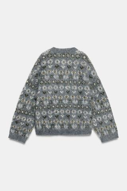 ZARA ЖАККАРДОВЫЙ СВИТЕР ИЗ ТРИКОТАЖА С ВОРСОМ, СЕРЫЙ