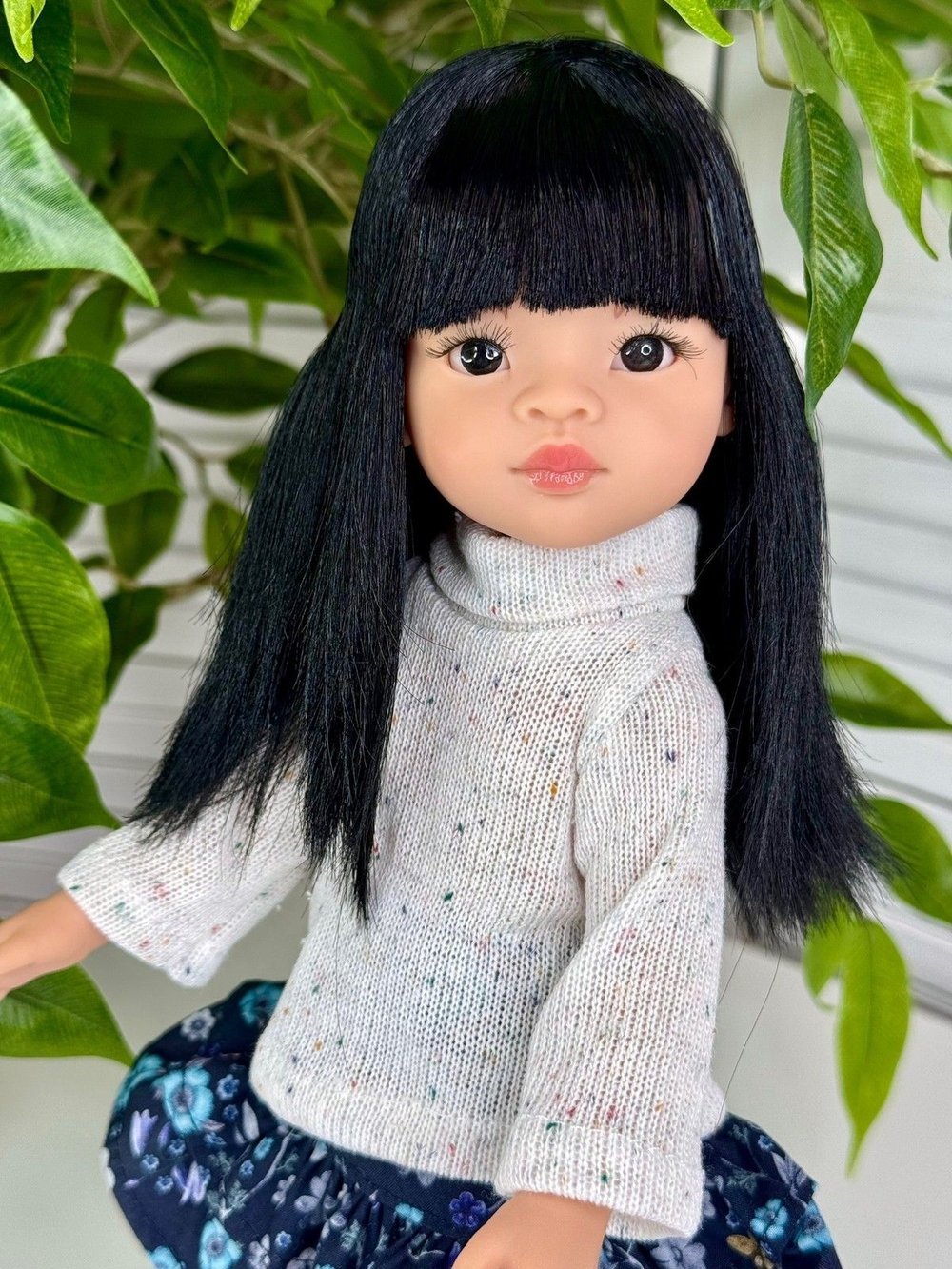 Кукла для девочки 32см Лиу (04689)