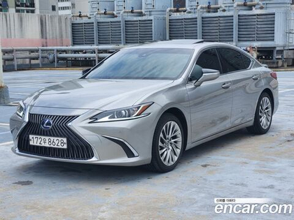 Lexus ES300h 7 Generation Luxury Plus (04.2021)