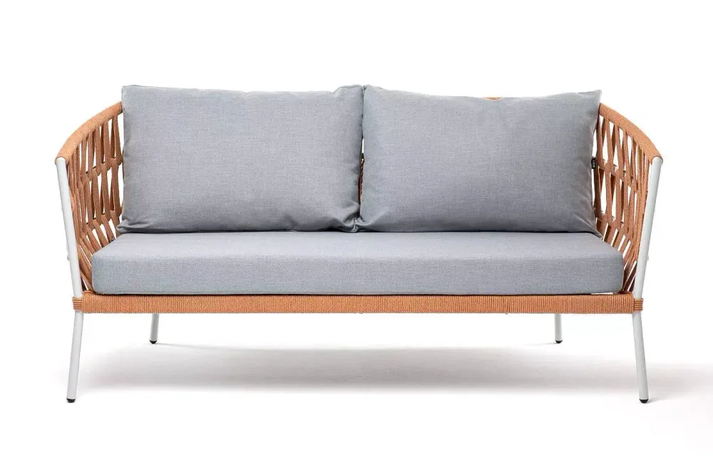 "Диего" диван 2-местный плетеный из роупа, каркас алюминий светло-серый (RAL7035) муар, роуп оранжевый меланж круглый, ткань светло-серая