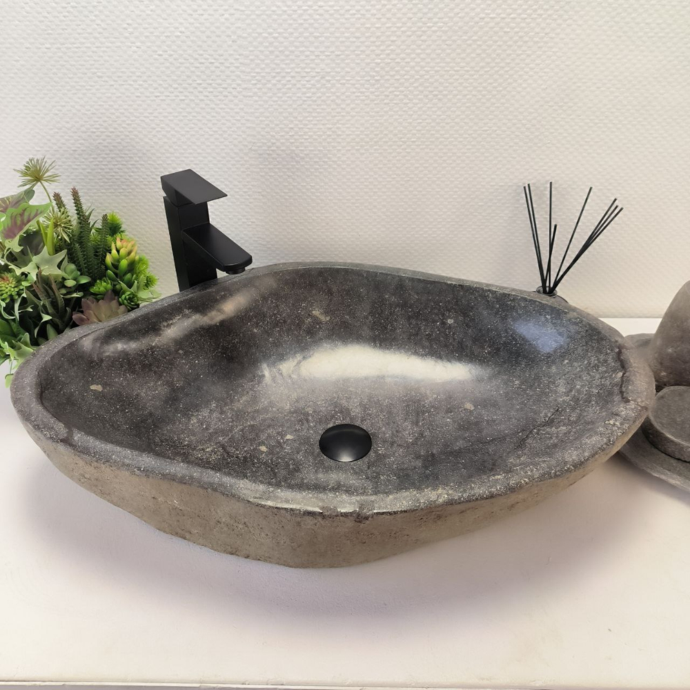 Раковина из речного камня RS63503 (71*46*16) 0124