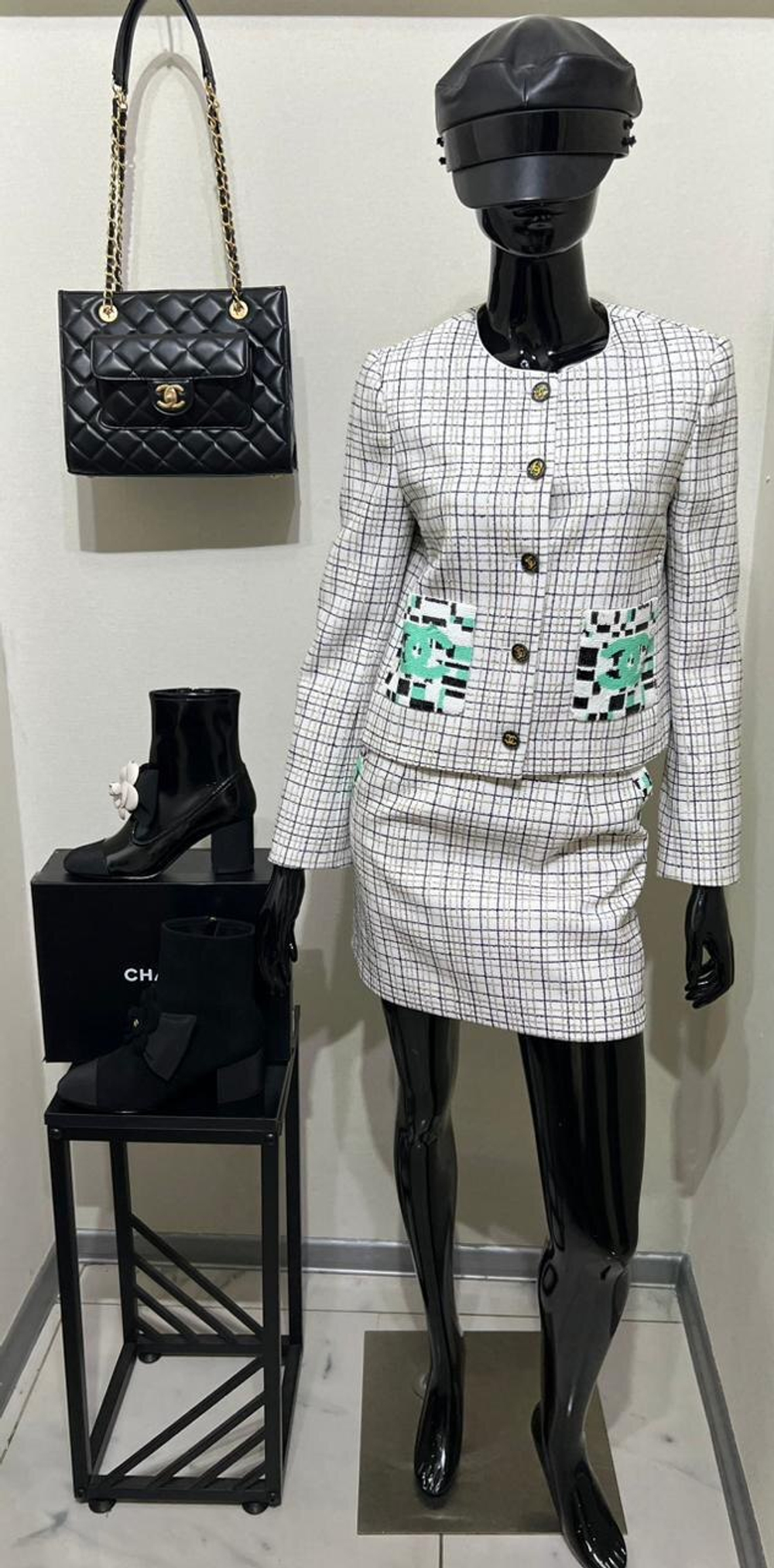Костюм CHANEL