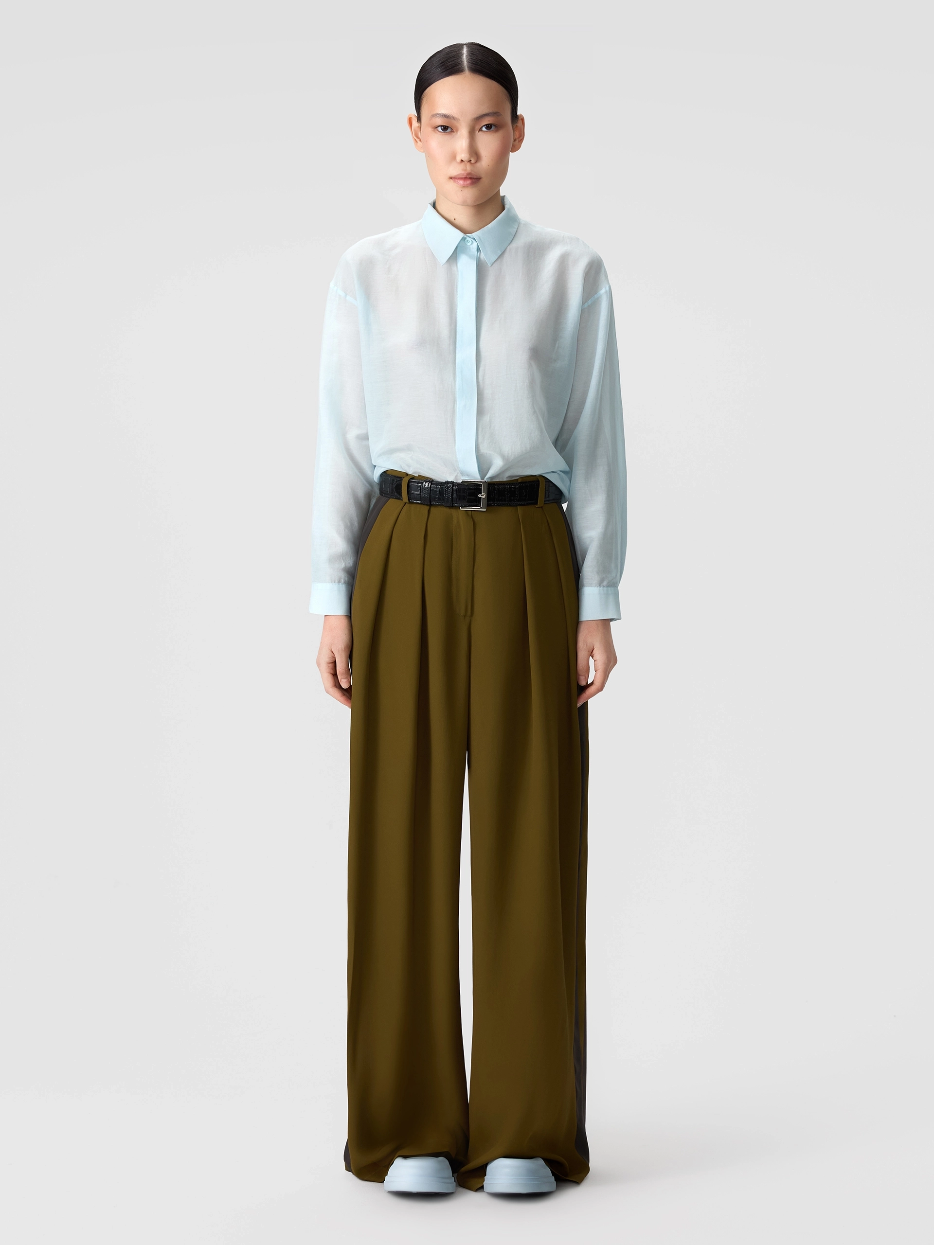 SS26/01_04/HK Брюки с лампасами OLA OLA