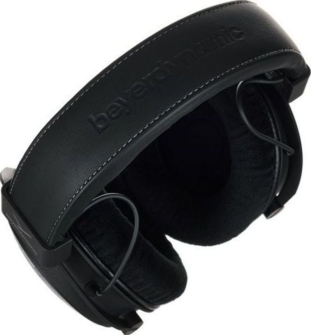 Beyerdynamic DT 1990 PRO mkII - открытые полноразмерные студийные наушники, 30 ом
