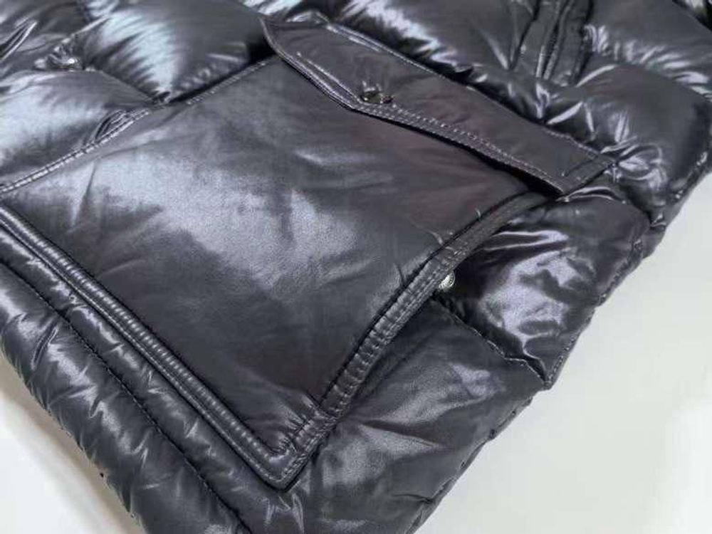 Пуховик Moncler