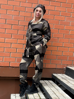 Брюки со стрелкой + Лонг кушак и берет +  /беж