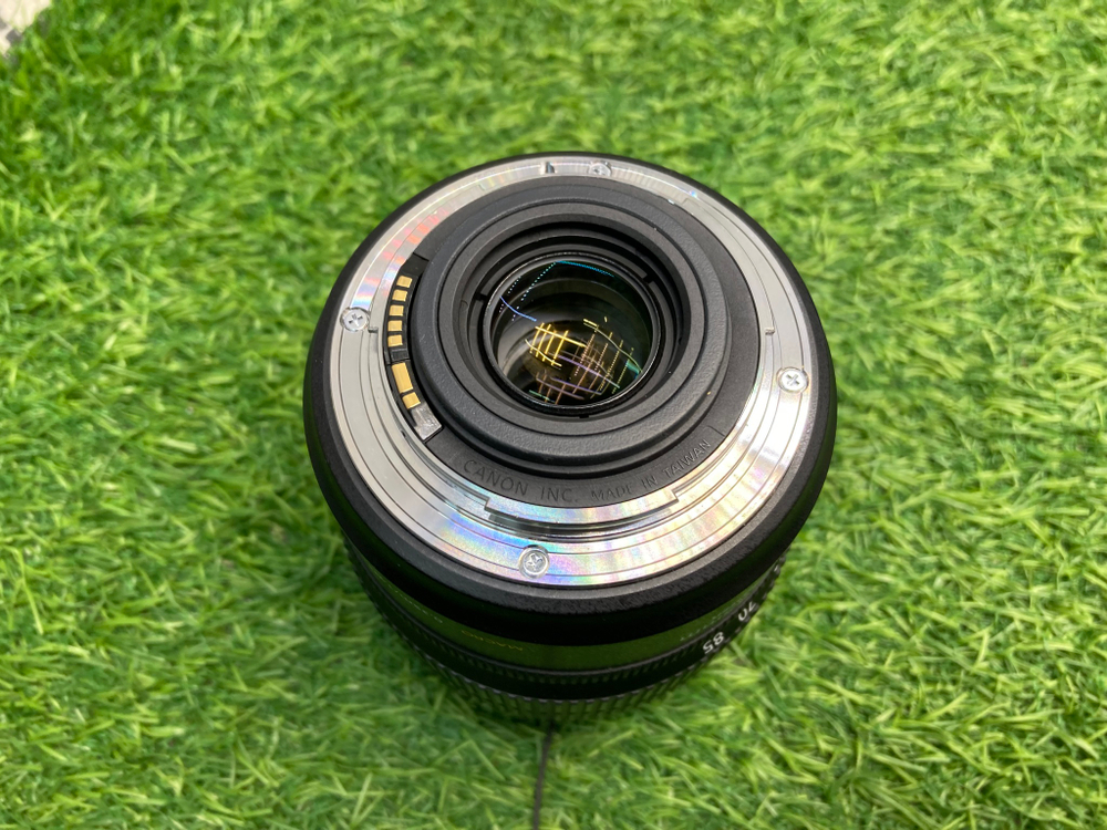 Canon EF-S 15-85mm 3.5-5.6 IS USM