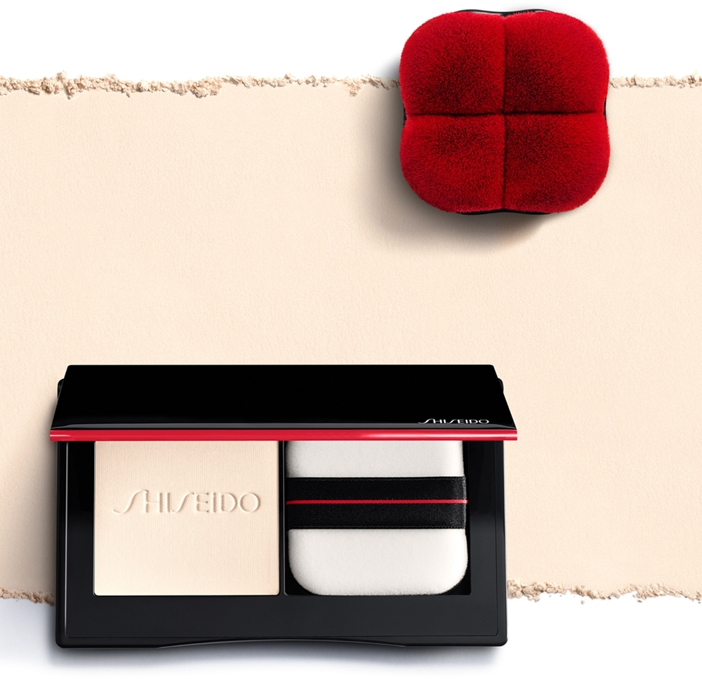 Shiseido Synchro Skin Invisible Silk Pressed Powder - матирующая пудра, 10 g