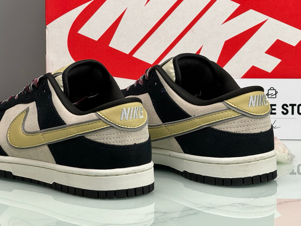 Nike Dunk Low Black Suede