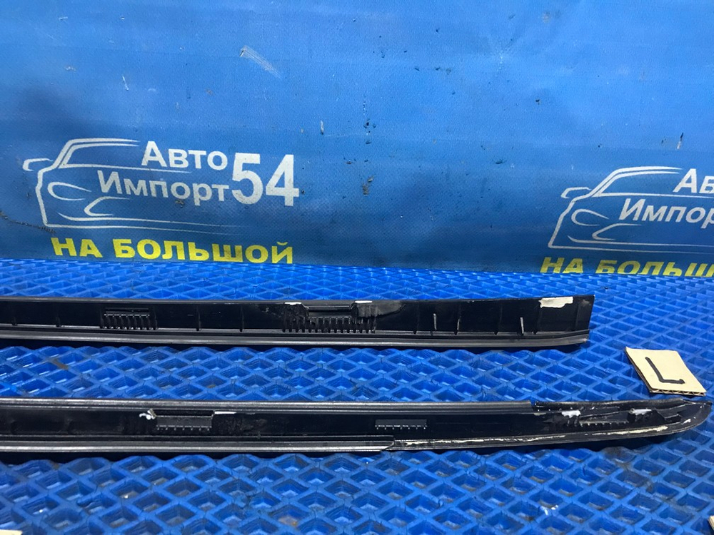 Молдинг лобового стекла Honda AVANCIER 1999