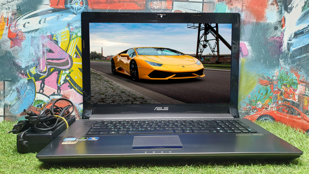 Ноутбук ASUS i5/4Gb/GT 540M 2Gb