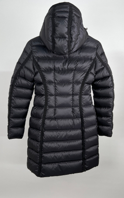 Пуховик Moncler