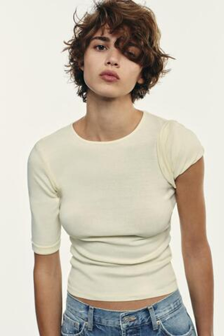 ZARA ХЛОПКОВАЯ ФУТБОЛКА С ЭФФЕКТОМ ПОТЕРТОСТИ, СВЕТЛО-ЖЕЛТЫЙ