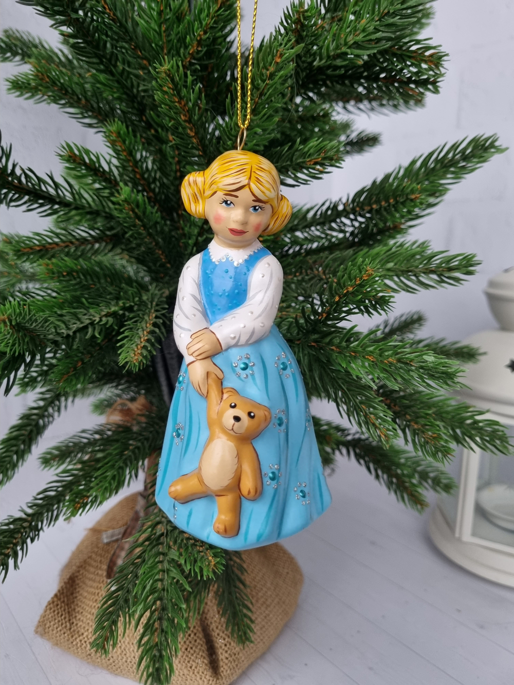 Девочка с мишкой ёлочная игрушка из фарфора