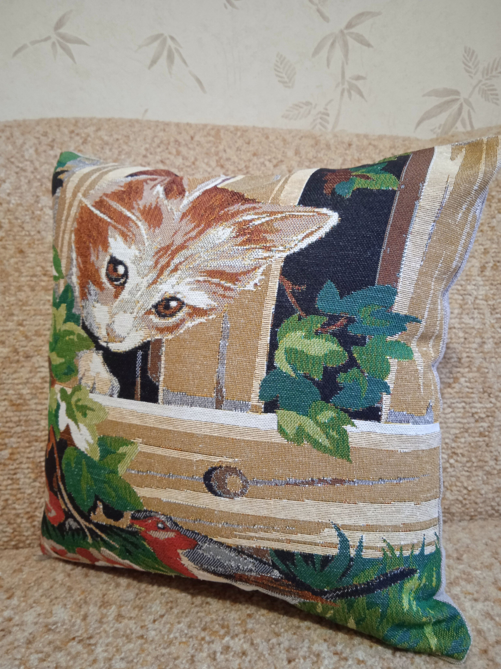 Декоративный гобеленовый чехол для интерьерной подушки Базилио 38*38