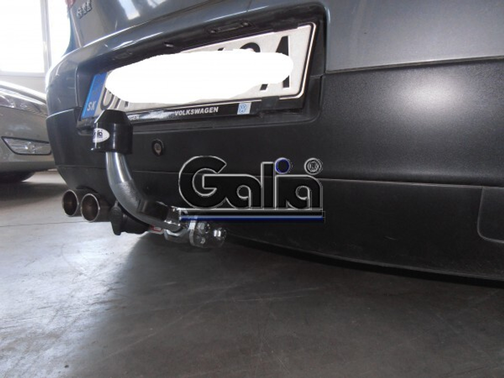 Фаркоп оцинкованный Galia A038A для Audi A3 2003-2008: хетчбек 3 двери, VW Golf V, VI, Plus хетчбек 3/5 дверей 2003-2008, 2008-2013 (2WD только)(паспорт и сертификат в комплекте)(без электрики)