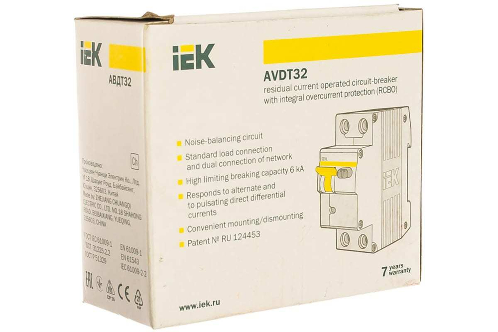 Автоматический выключатель дифференциального тока АВДТ32 C6 IEK