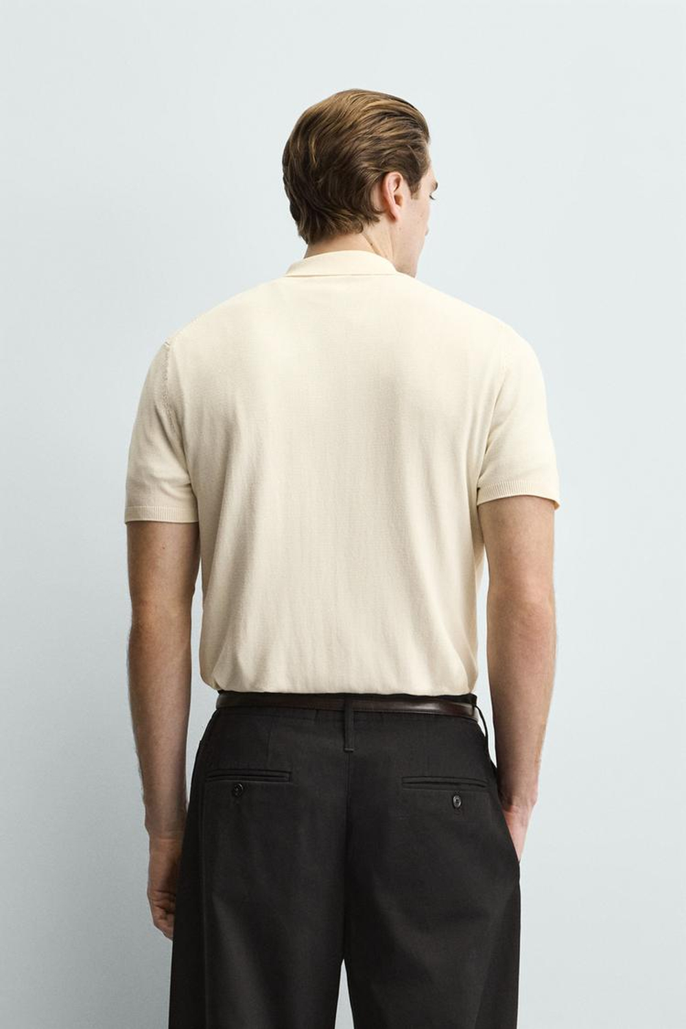 ZARA ПОЛО ИЗ ТРИКОТАЖА КЛАССИЧЕСКОГО КРОЯ, ЖЕЛТОВАТО-БЕЛЫЙ