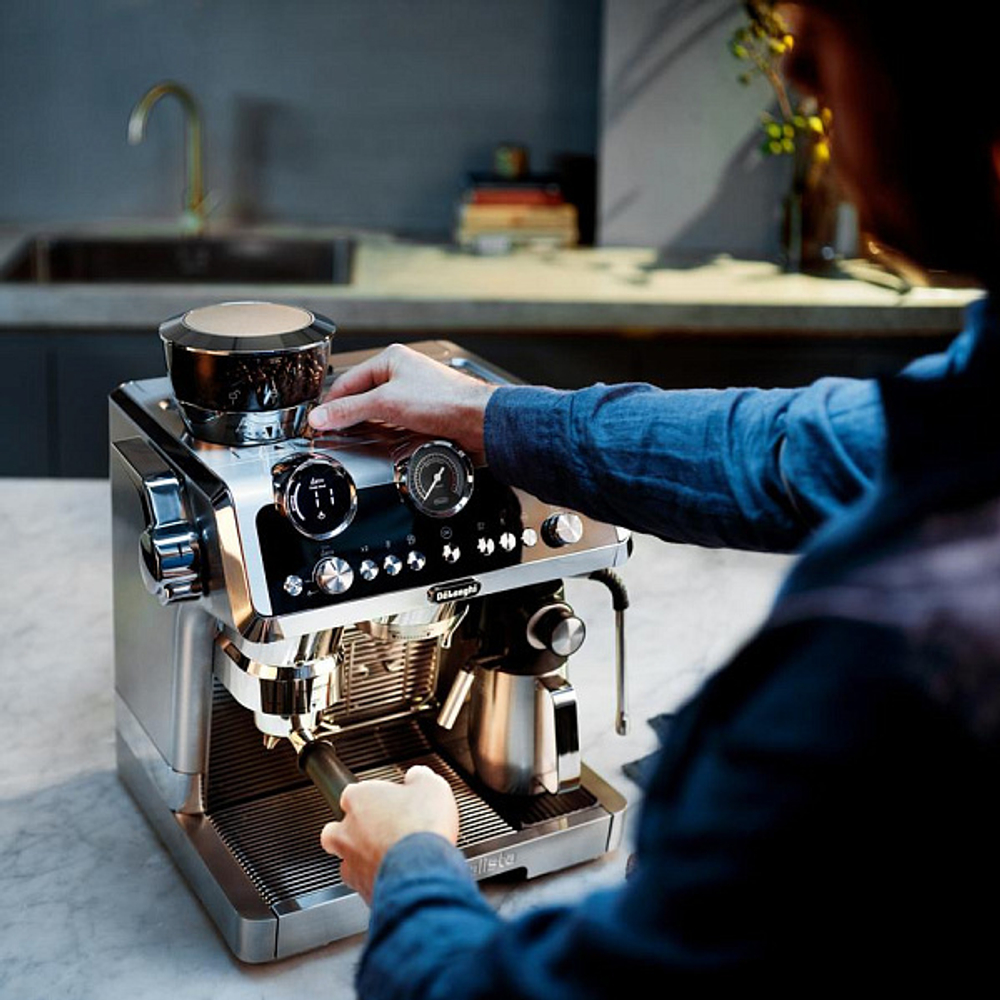 DeLonghi La Specialista Maestro EC9665M Grey Metallic