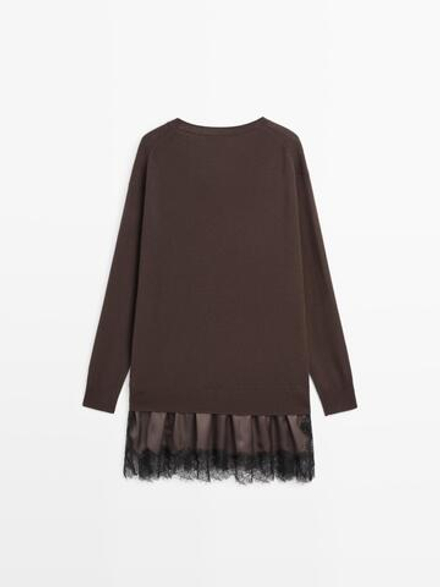 Massimo Dutti Короткое трикотажное платье с контрастной отделкой кружевом, шоколадный