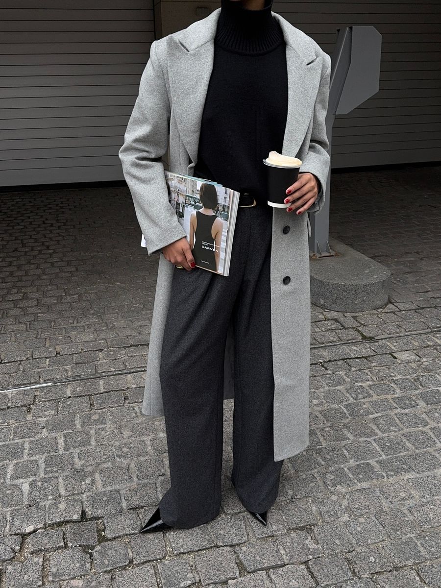 Пальто из смесовой шерсти однобортное серое