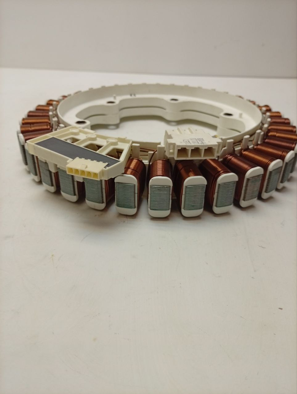 F1068SD кт11 Статор двигателя стиральной машины LG MEV34814601 б/у