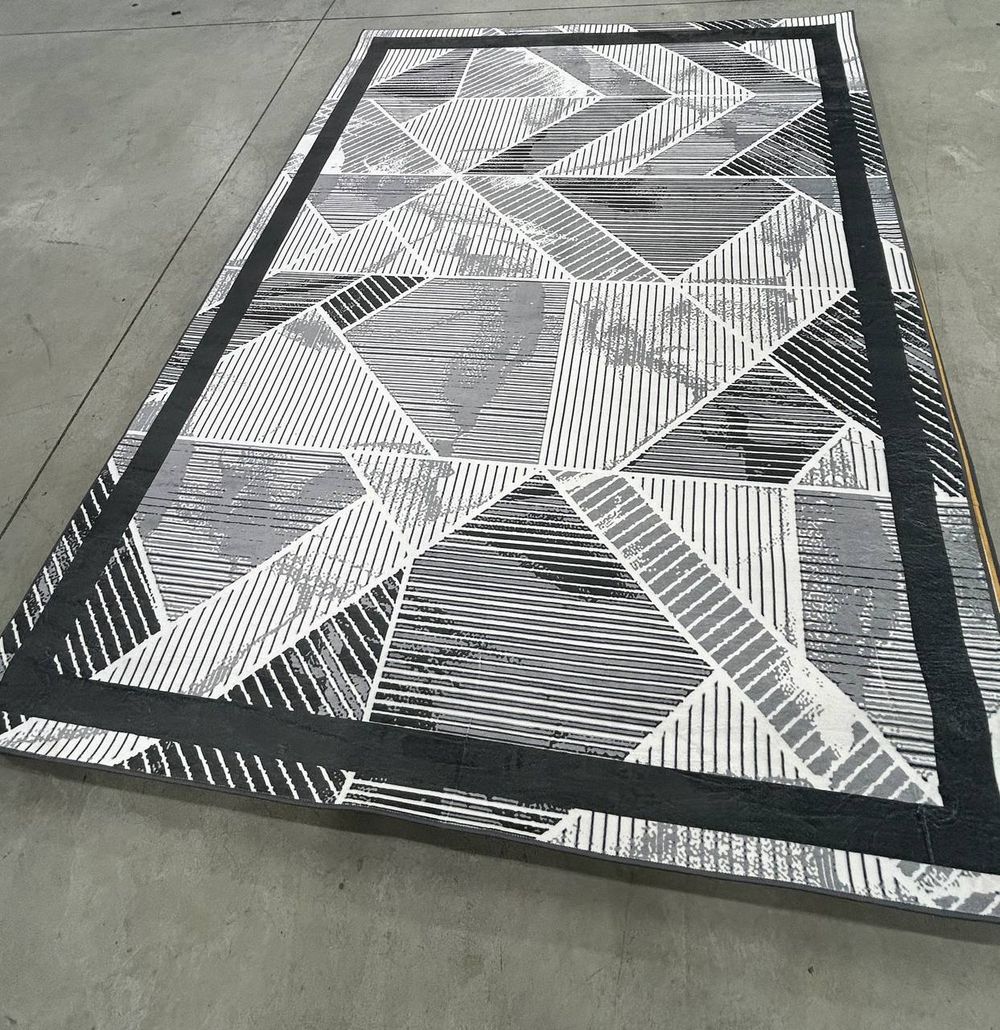 Ковер КИТ 2/3