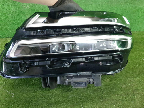 Фара левая Genesis GV80 (2020-2023) LED