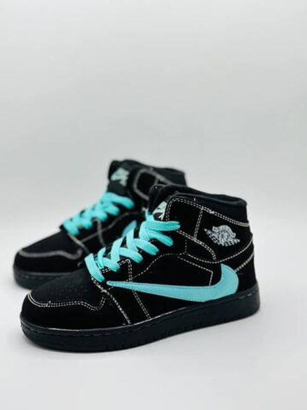 Зимние кроссовки Nike Air Jordan