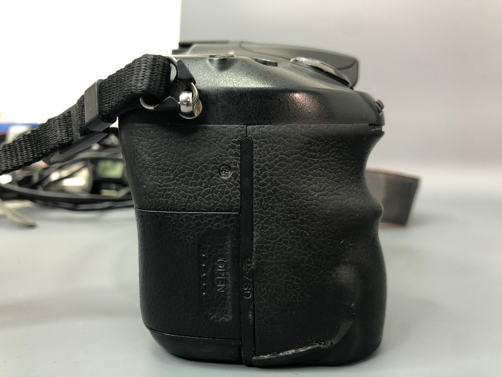 Sony A77 (ПРОБЕГ: 48.000 кадров)+Minolta AF Zoom 70-210